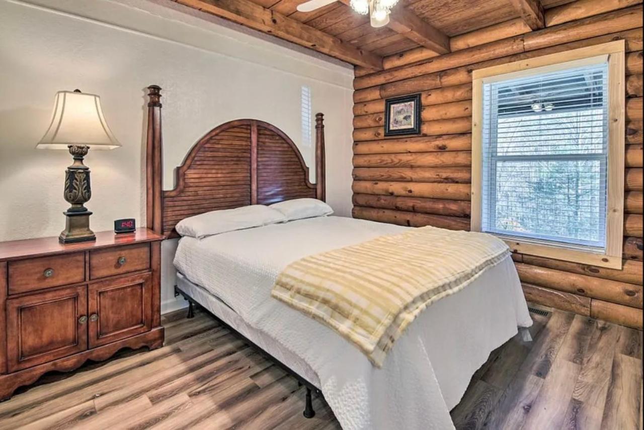 Smokey Mountain Hideaway Villa Gatlinburg Eksteriør billede